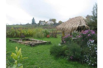 Belarusse Privát Zarechany, Extérieur